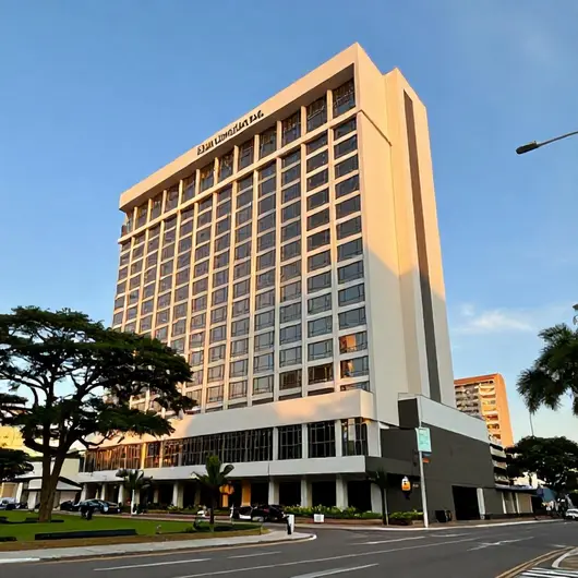 Descubra o Slaviero Hotel Curitiba Batel