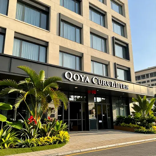 Qoya Curitiba Curio Collection by Hilton: Sofistificação e Conforto em Cada Estadia Qoya Curitiba Curio Collection by Hilton: Sofistificação e Conforto em Cada Estadia